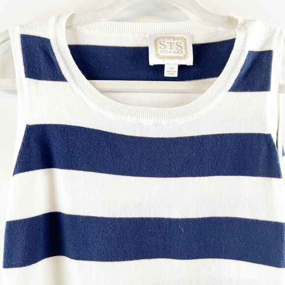 Sail to Sable Hydna Fringe Trim Striped Sweater Tank Top White Blue XS - Picture 5 of 9